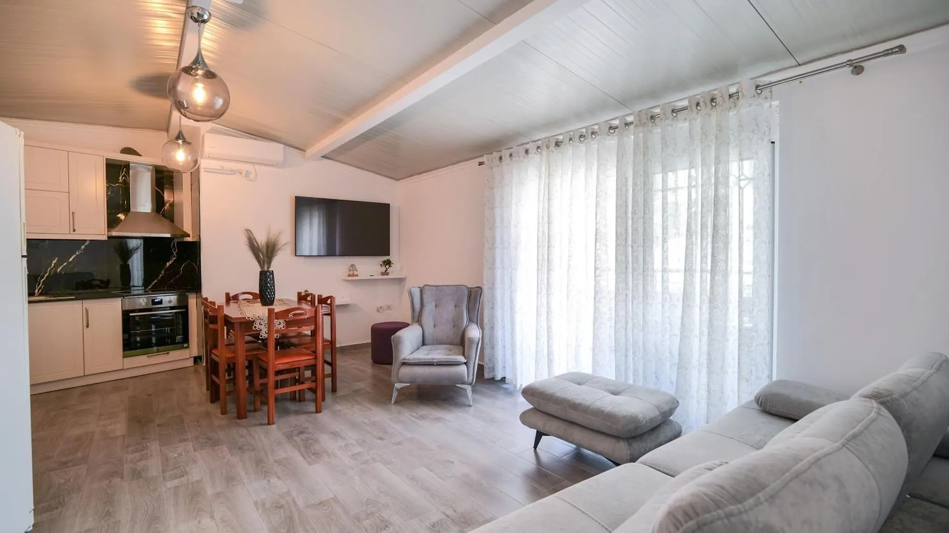 Coastal Dwell Apartamento Sarandë