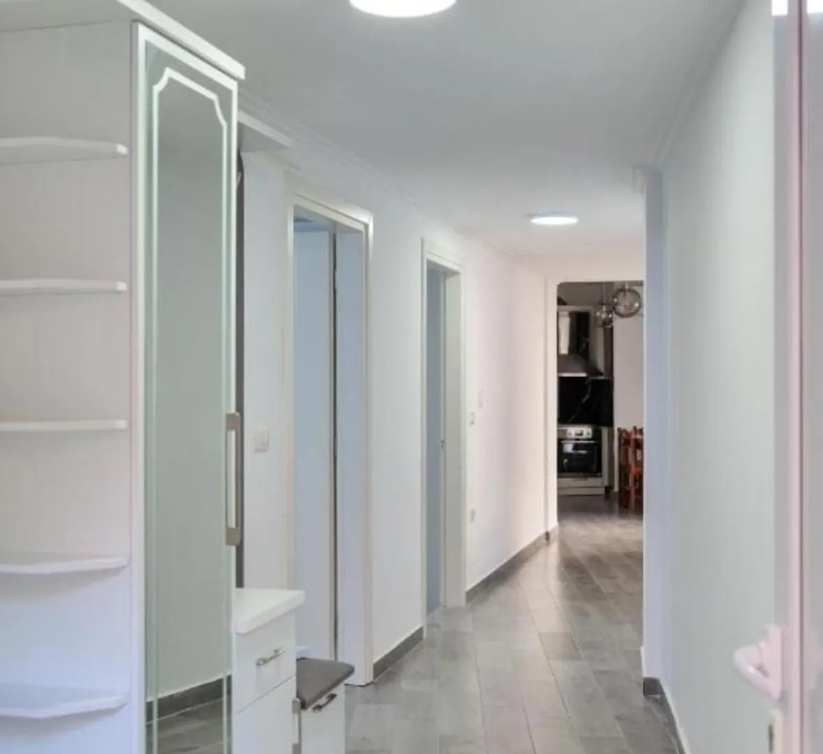 Coastal Dwell Apartment Sarande