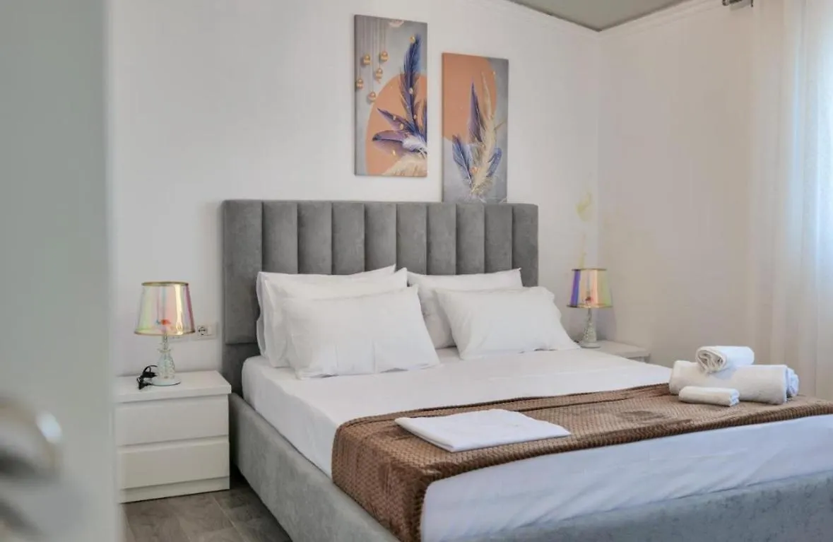 Coastal Dwell Apartment Sarande