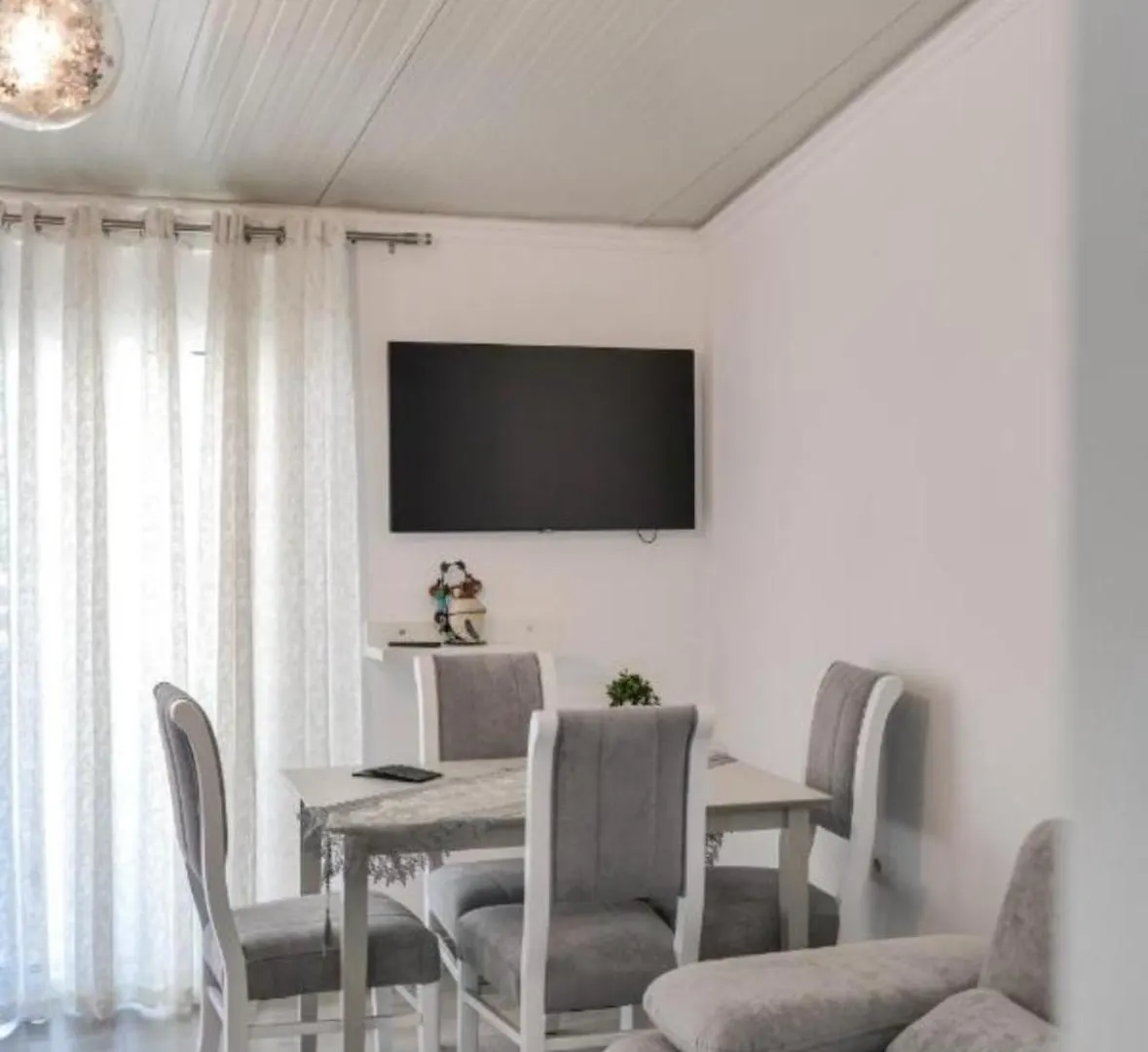 Coastal Dwell Apartment Sarande Albania