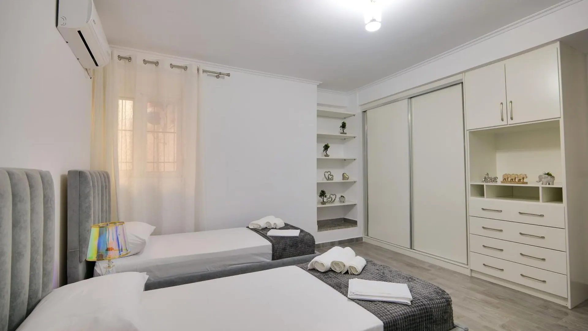 Coastal Dwell Apartment Sarande 0*,  Albania