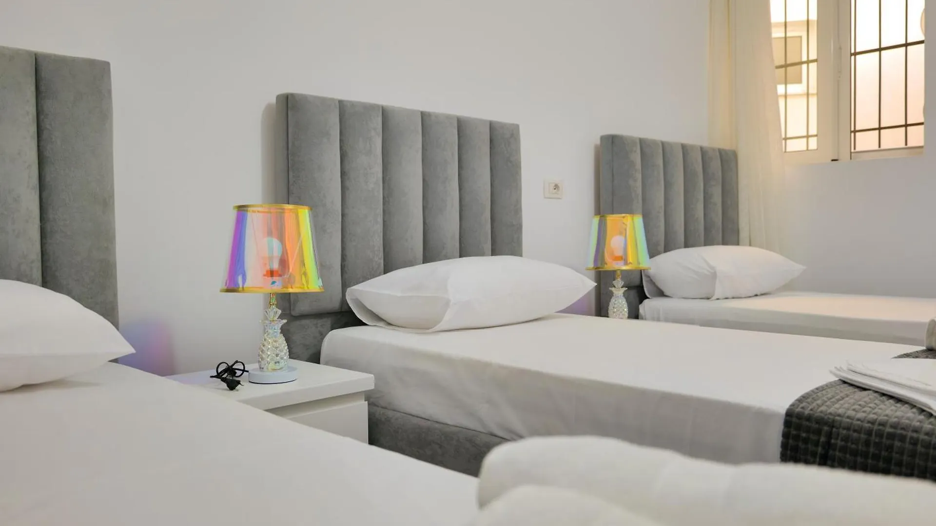 Coastal Dwell Apartment Sarande