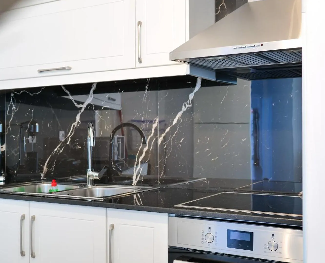 Coastal Dwell Apartment Sarande