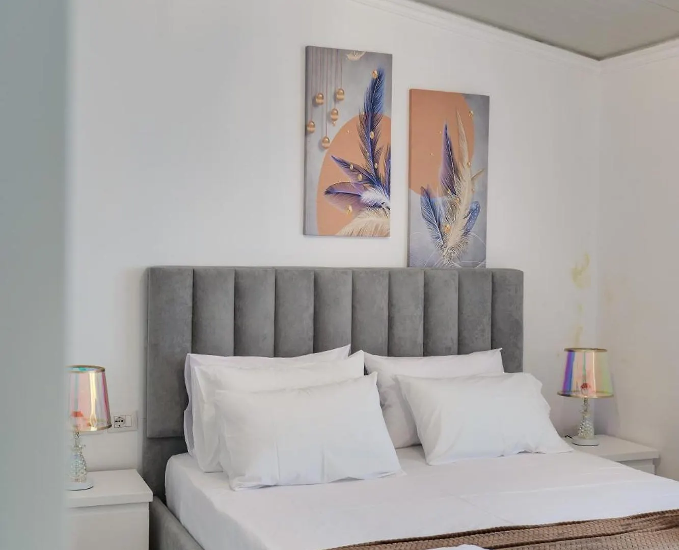 Coastal Dwell Apartment Sarande
