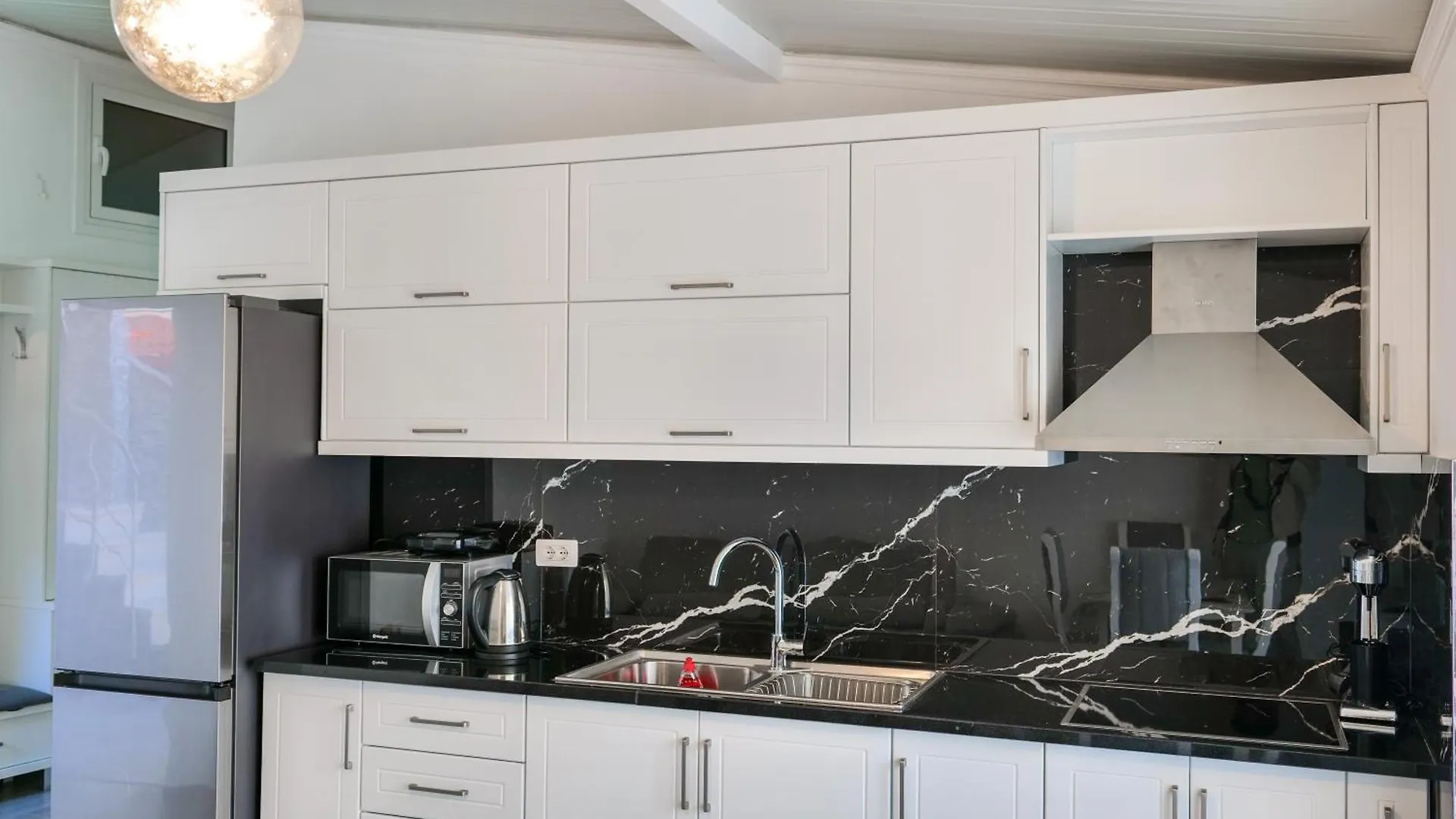 Coastal Dwell Apartment Sarande