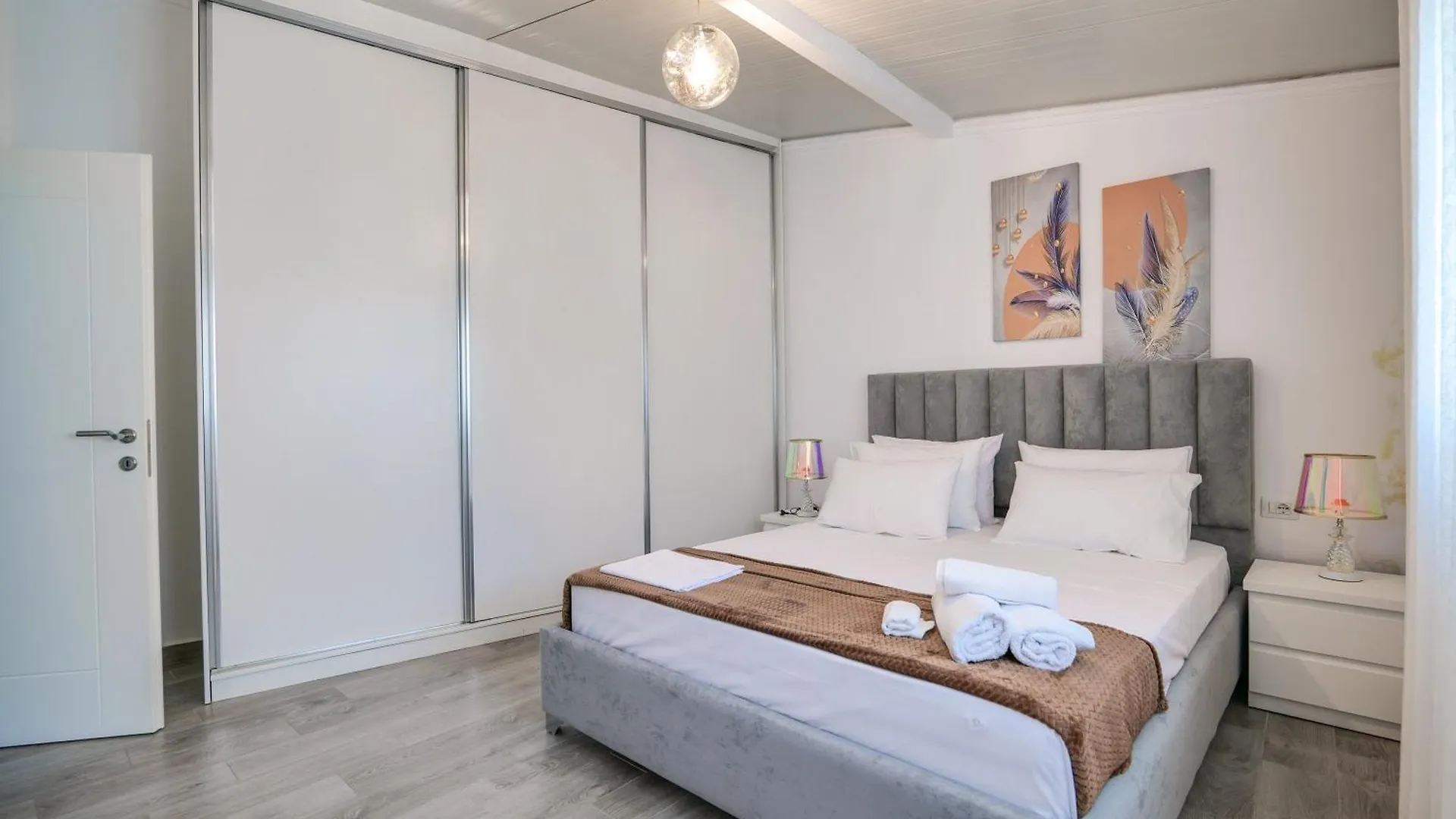 Coastal Dwell Apartment Sarande Albania